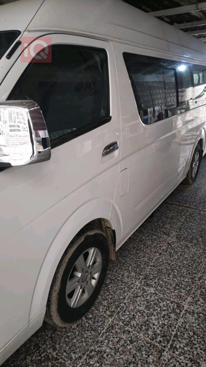 Foton View CS2